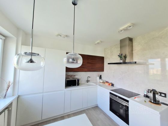 Продажа 3-комнатной квартиры 83,5 м², 18/24 этаж