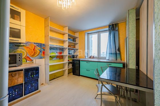 Продажа 3-комнатной квартиры 77,5 м², 17/25 этаж