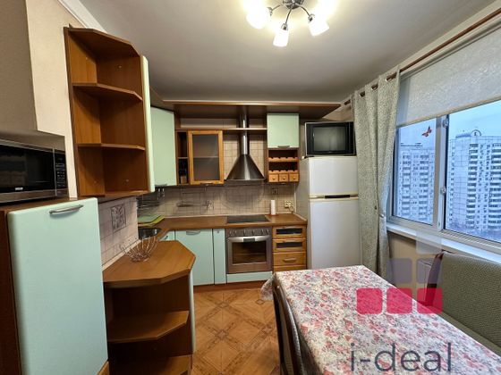 Аренда 2-комнатной квартиры 72 м², 12/14 этаж