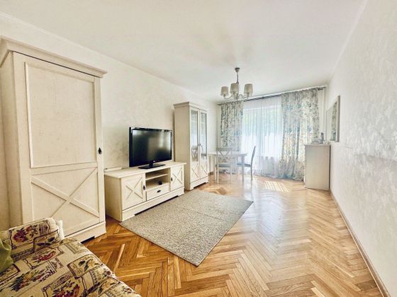 Продажа 2-комнатной квартиры 47 м², 3/9 этаж