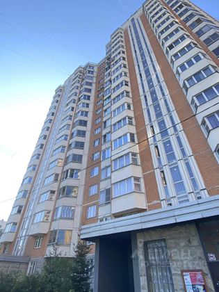 Продажа 2-комнатной квартиры 60 м², 10/17 этаж