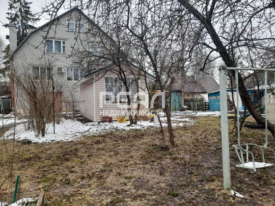 Продажа дома, 312 м², с участком 18 соток