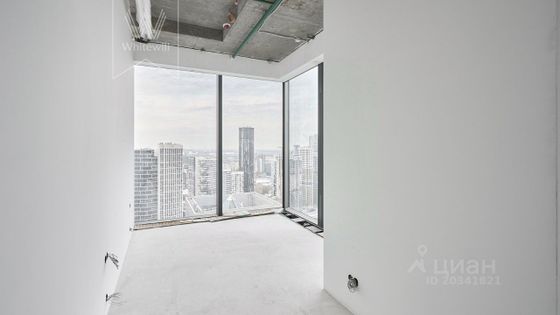 Продажа 2-комнатной квартиры 83 м², 35/78 этаж