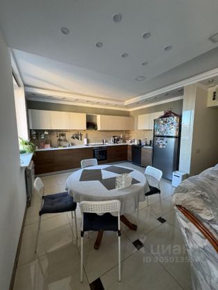 Продажа многокомнатной квартиры 147,7 м², 19/20 этаж