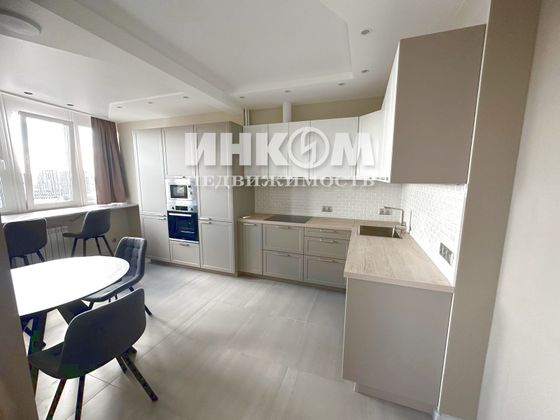 Аренда 1-комнатной квартиры 47 м², 18/24 этаж