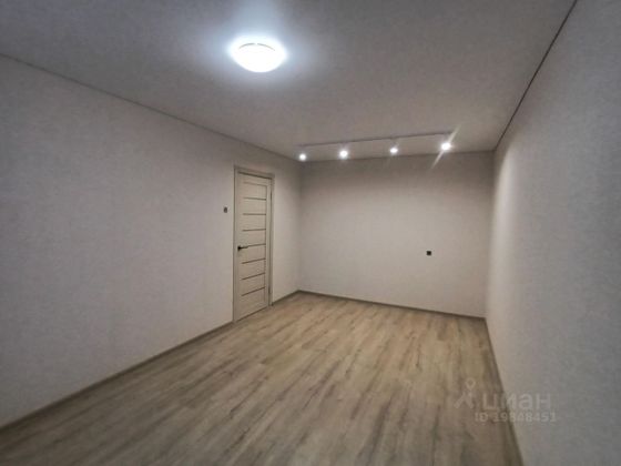 Продажа 1-комнатной квартиры 32 м², 2/9 этаж