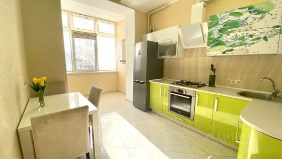 Продажа 2-комнатной квартиры 68,3 м², 1/9 этаж