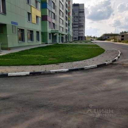 Продажа 2-комнатной квартиры 62,7 м², 2/9 этаж