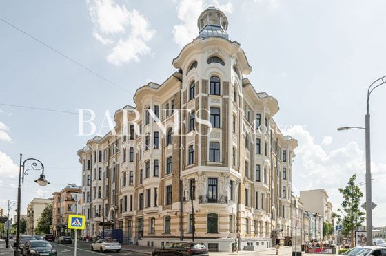 Продажа 4-комнатной квартиры 229,9 м², 5/5 этаж