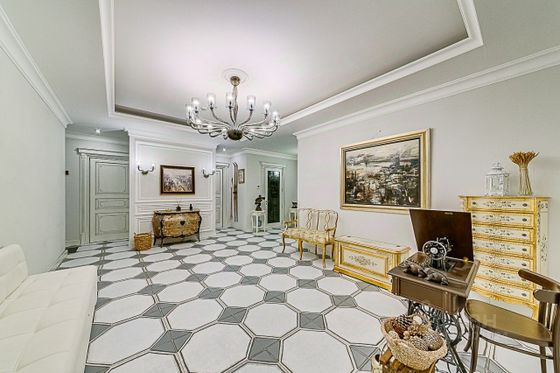 Аренда дома, 430 м², с участком 2 сотки