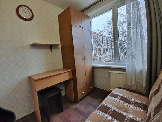 Аренда 1 комнаты, 42 м², 3/5 этаж