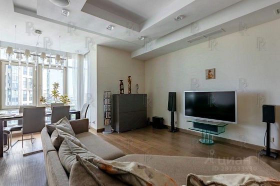 Продажа многокомнатной квартиры 217 м², 22/38 этаж