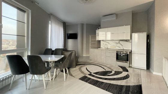 Продажа 3-комнатной квартиры 65 м², 12/19 этаж