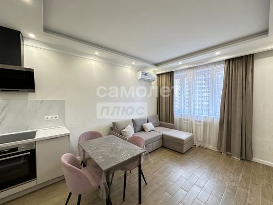 Продажа 2-комнатной квартиры 61 м², 7/18 этаж