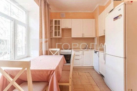 Аренда 2-комнатной квартиры 56 м², 1/5 этаж