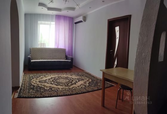 Продажа 2-комнатной квартиры 60 м², 3/4 этаж