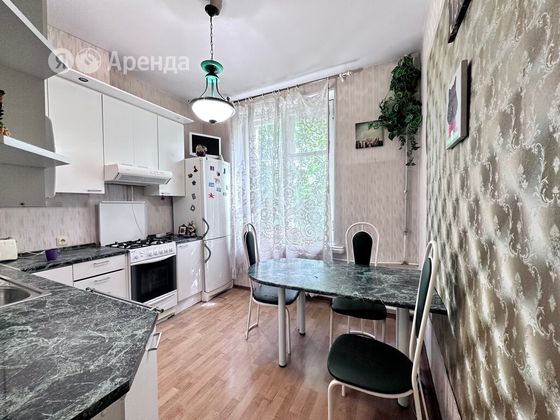 Аренда 4-комнатной квартиры 90 м², 3/5 этаж