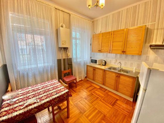 Продажа 2-комнатной квартиры 64 м², 1/1 этаж