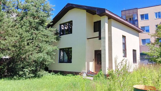 Продажа дома, 105 м², с участком 6,4 сотки