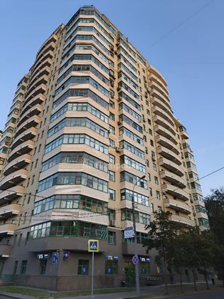 Продажа 3-комнатной квартиры 184 м², 9/18 этаж