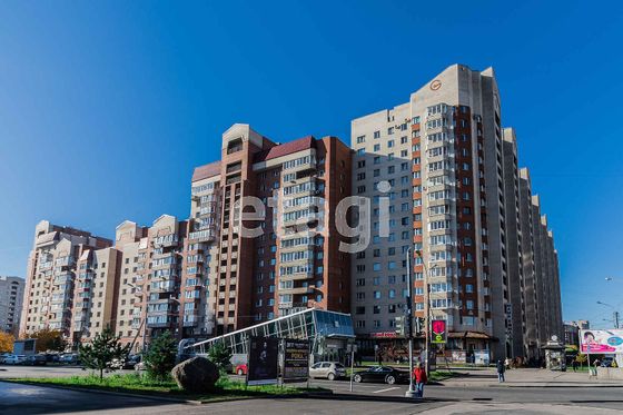 Продажа 2-комнатной квартиры 69,8 м², 2/16 этаж