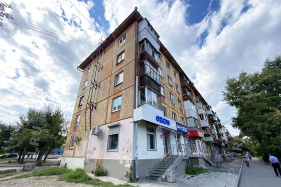 Продажа 3-комнатной квартиры 58 м², 5/5 этаж