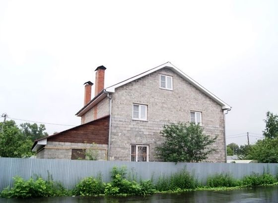 Продажа дома, 270 м², с участком 8,5 сотки
