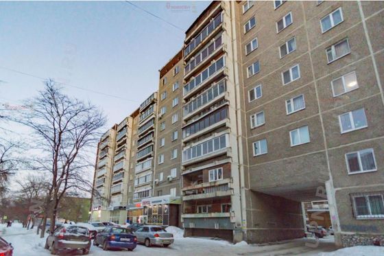 Продажа 3-комнатной квартиры 63 м², 9/9 этаж