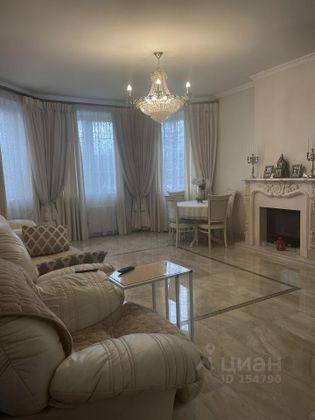 Продажа дома, 325 м², с участком 20,1 сотки