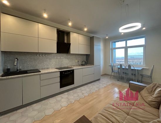 Продажа 1-комнатной квартиры 50 м², 26/31 этаж