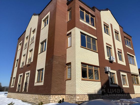 Продажа 2-комнатной квартиры 62 м², 1/3 этаж