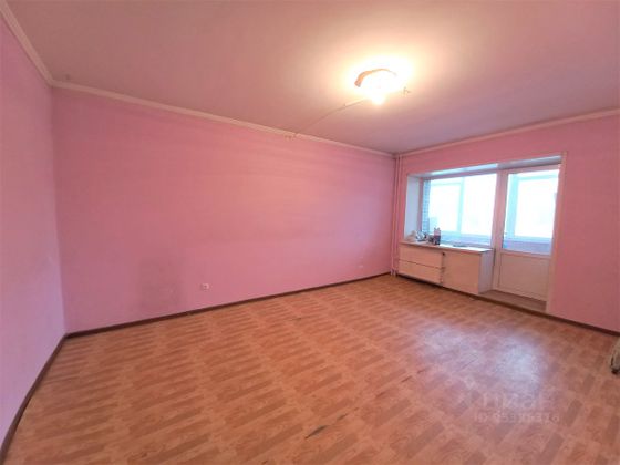 Продажа 3-комнатной квартиры 100 м², 2/10 этаж