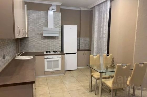 Аренда 3-комнатной квартиры 105 м², 4/7 этаж