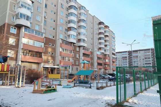 Продажа 2-комнатной квартиры 47 м², 1/10 этаж