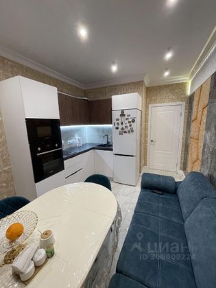 Продажа 1-комнатной квартиры 35 м², 2/22 этаж