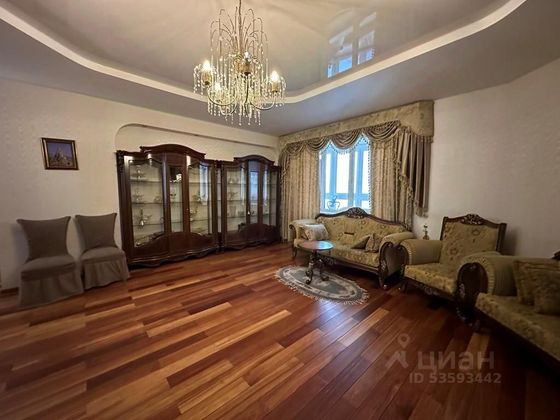 Продажа 4-комнатной квартиры 164 м², 4/33 этаж