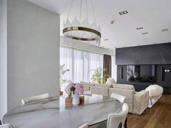 Продажа 3-комнатной квартиры 168 м², 30/85 этаж