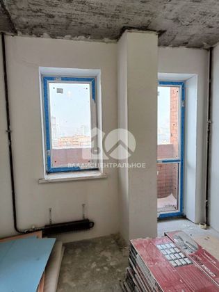 Продажа 3-комнатной квартиры 98 м², 17/17 этаж