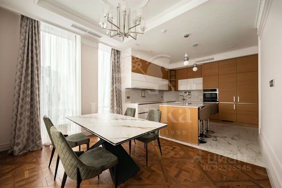 Продажа 3-комнатной квартиры 150 м², 8/53 этаж