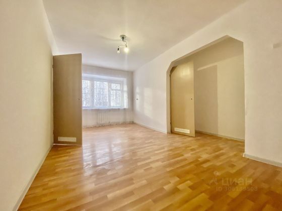 Продажа 2-комнатной квартиры 40 м², 1/3 этаж