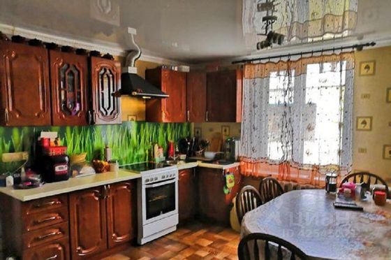 Продажа дома, 100 м², с участком 7 соток