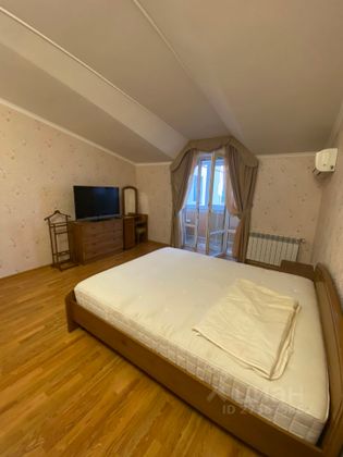 Аренда 2-комнатной квартиры 100 м², 10/10 этаж