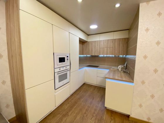 Продажа 2-комнатной квартиры 52 м², 9/9 этаж