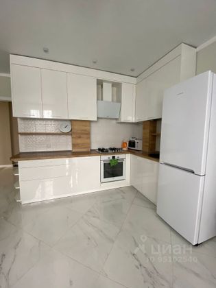 Продажа 2-комнатной квартиры 81 м², 16/16 этаж