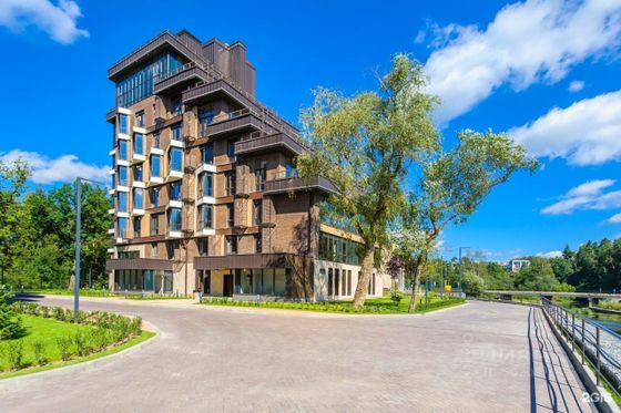 Продажа квартиры со свободной планировкой 55 м², 1/9 этаж