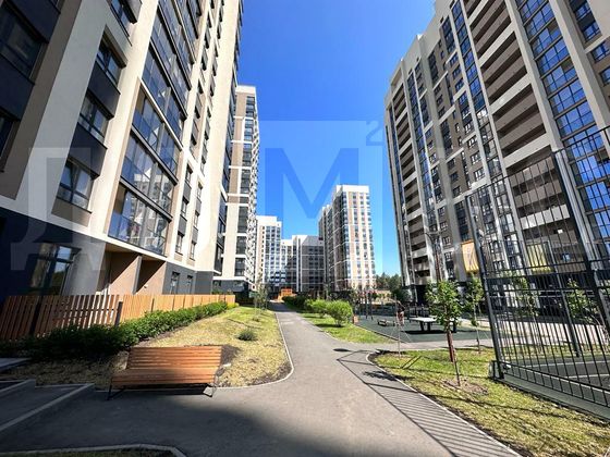 Продажа 2-комнатной квартиры 70,8 м², 21/22 этаж