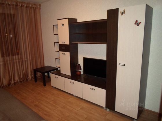 Аренда 1 комнаты, 40 м², 7/9 этаж