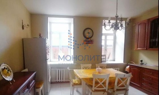 Продажа 4-комнатной квартиры 143 м², 2/4 этаж