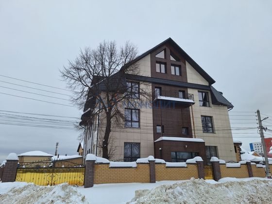 Продажа дома, 448 м², с участком 14 м²