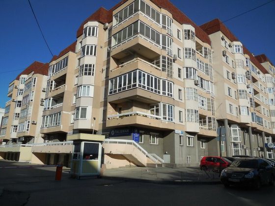 Продажа 4-комнатной квартиры 183 м², 3/6 этаж